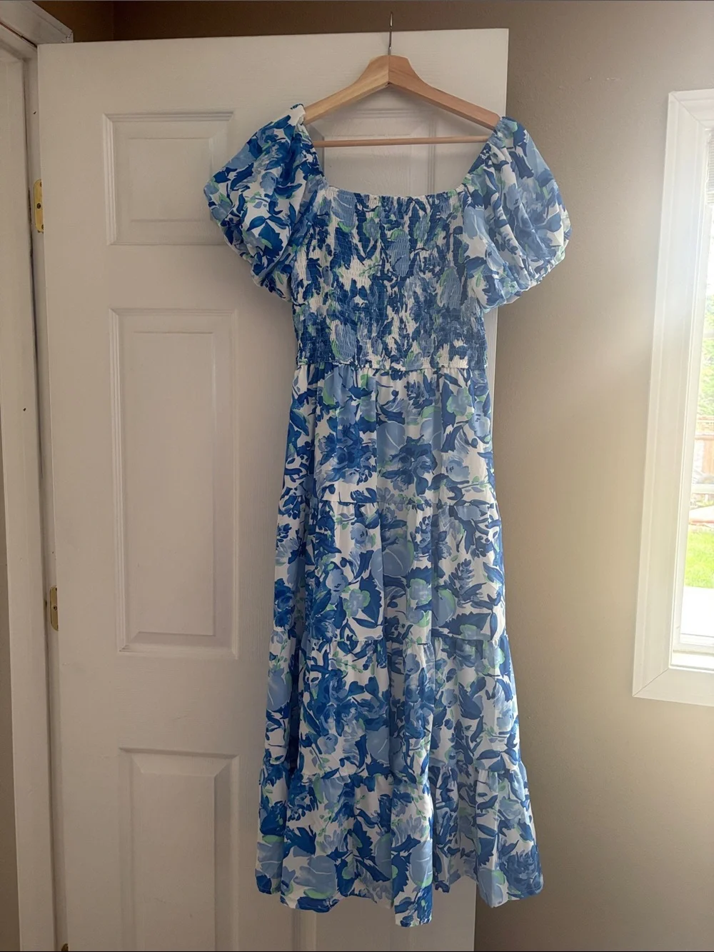 PrettyGarden Blue Floral Puff-Sleeve Maxi Dress Size: M